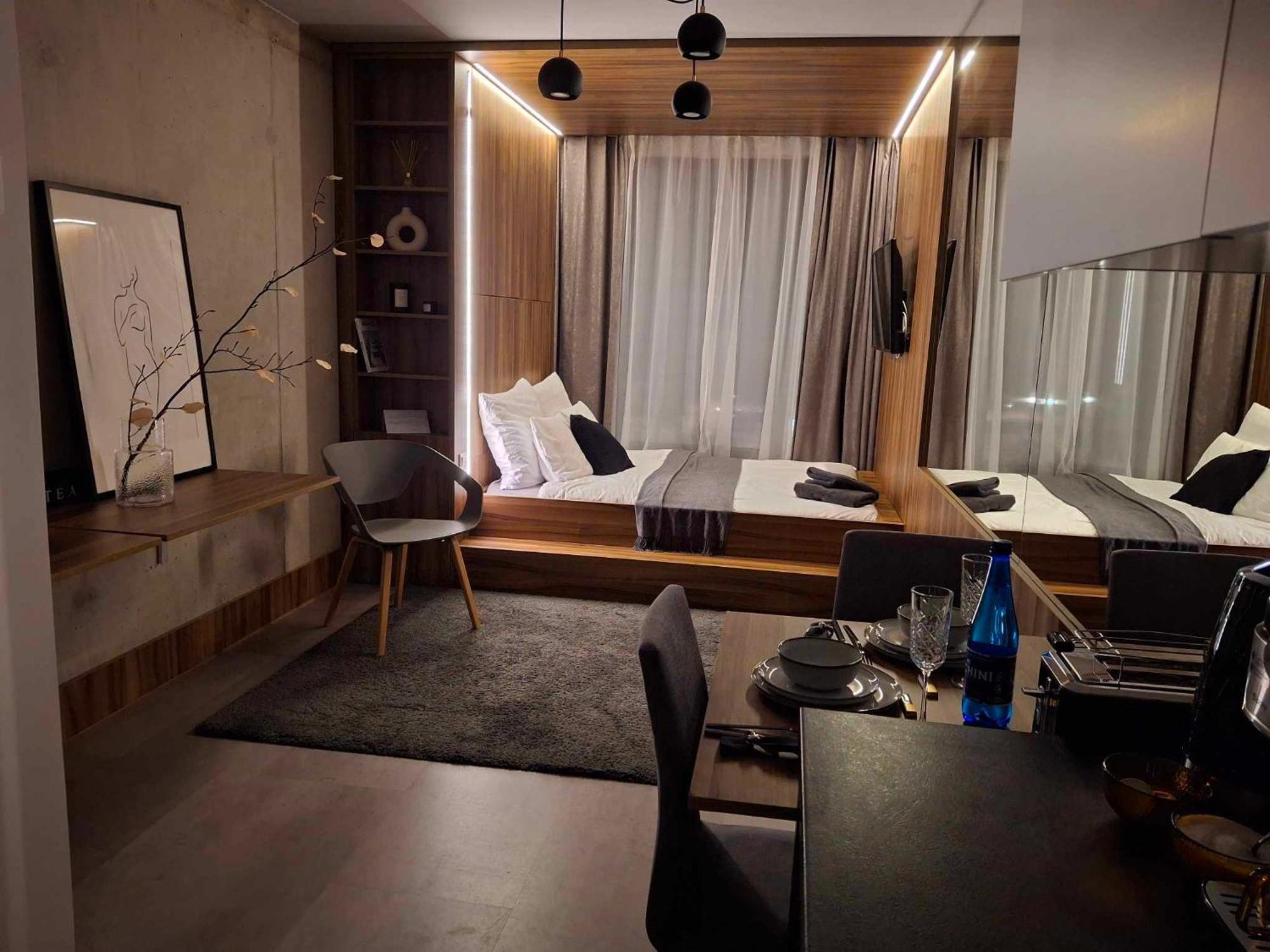 Wroc'love By Me &301 Legnicka & Self Check-in 24h & Lift & Air Conditioning