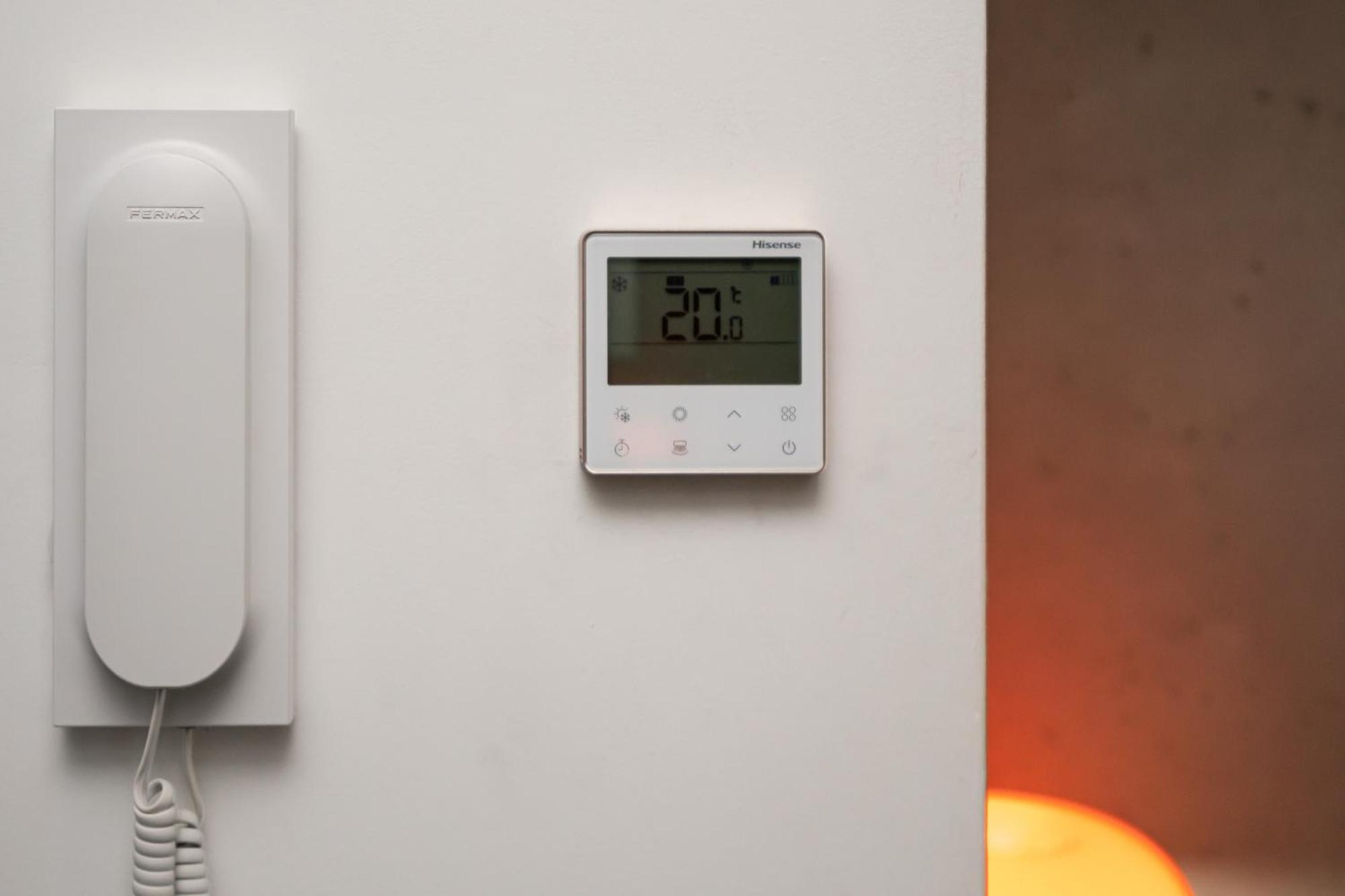 Apartment Wroc'love By Me &301 Legnicka & Self Check-in 24h & Lift & Air Conditioning *