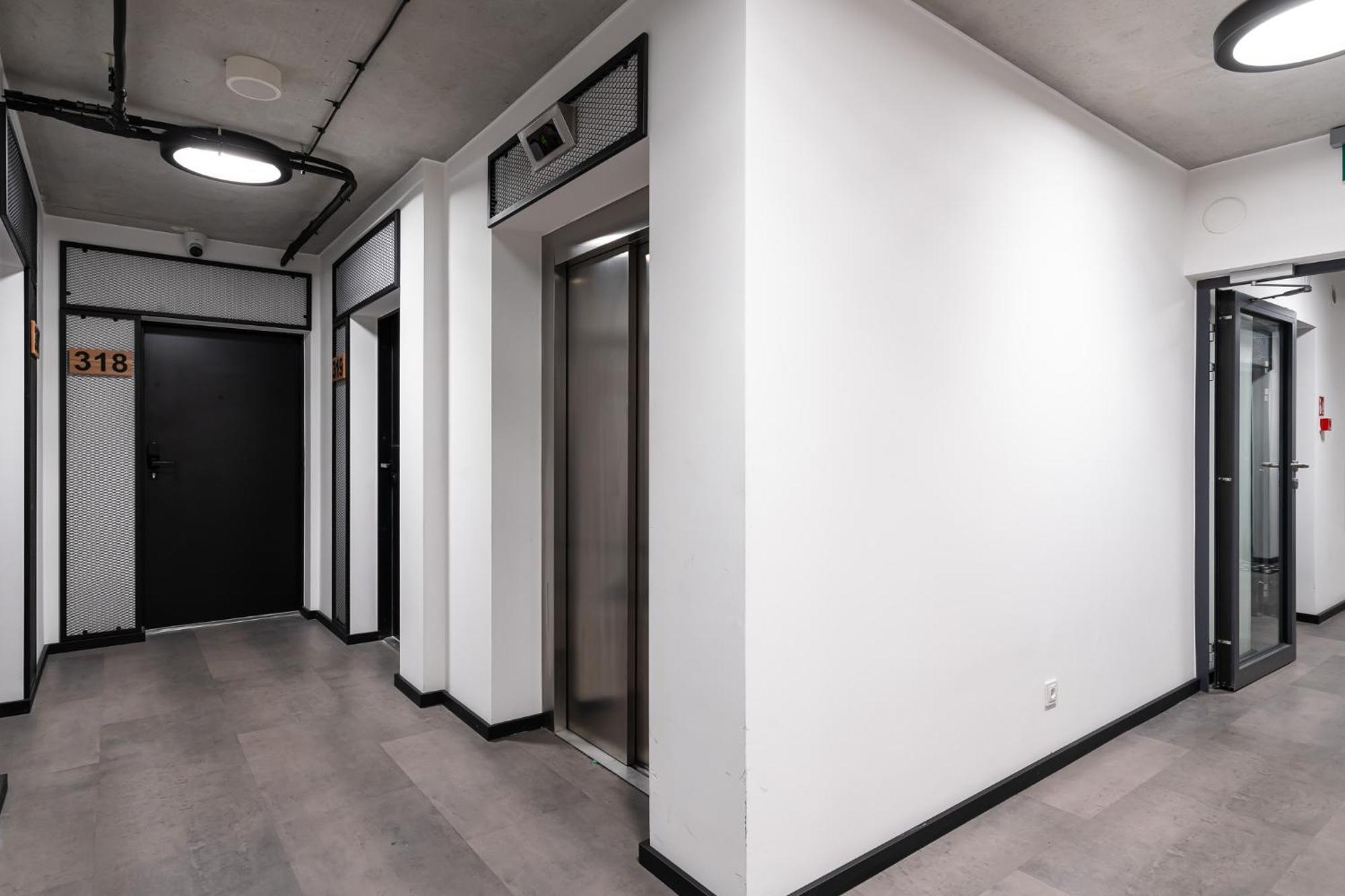 Apartment Wroc'love By Me &301 Legnicka & Self Check-in 24h & Lift & Air Conditioning *