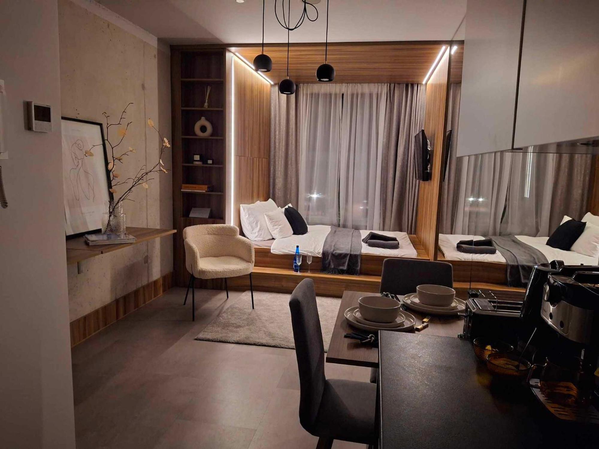 Wroc'love By Me &301 Legnicka & Self Check-in 24h & Lift & Air Conditioning * Breslavia